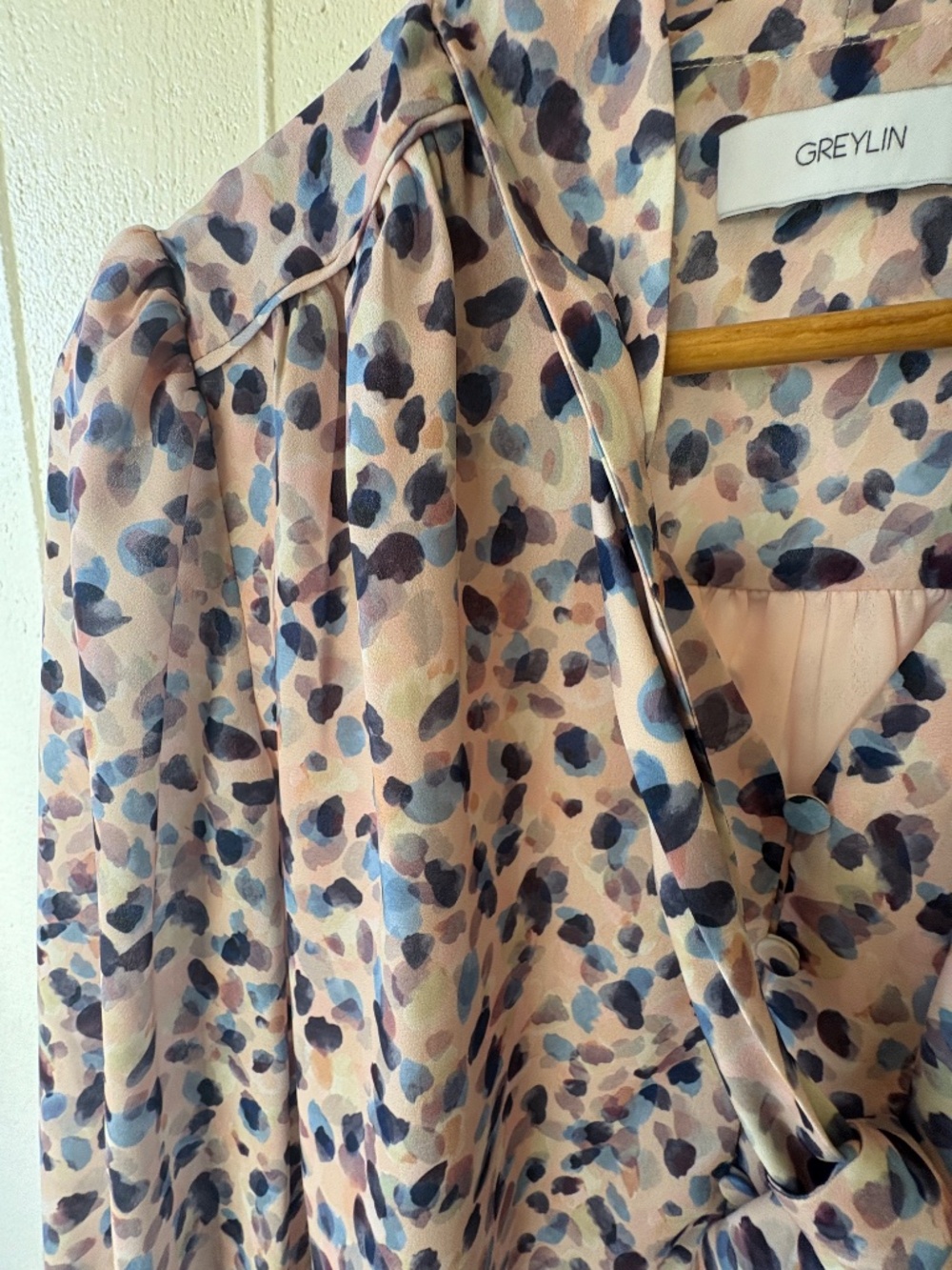 Blouse - Picture 5 of 7